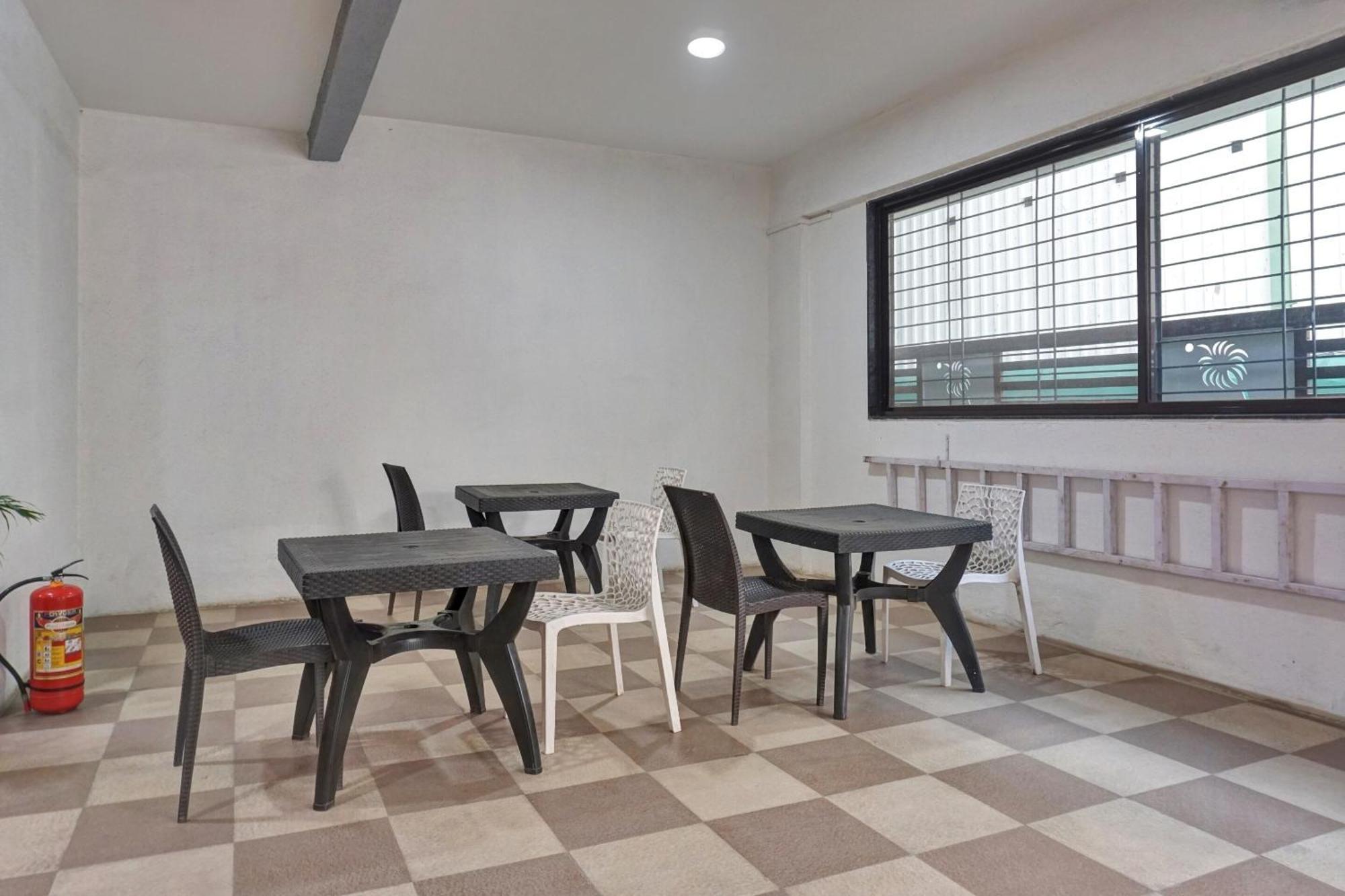 Kharadi Super Collection O Eon Inn Near Pune Airport מראה חיצוני תמונה