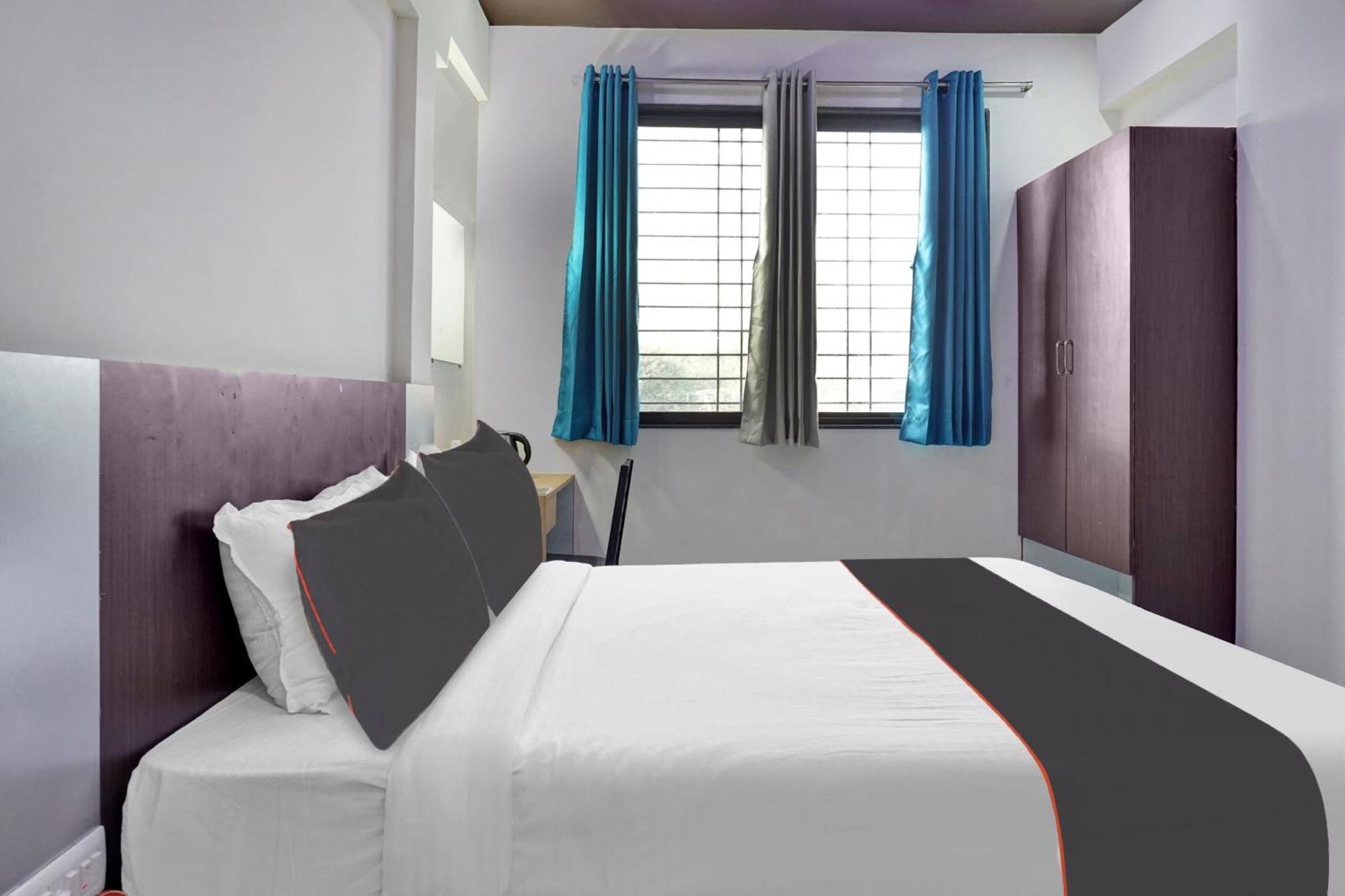 Kharadi Super Collection O Eon Inn Near Pune Airport מראה חיצוני תמונה